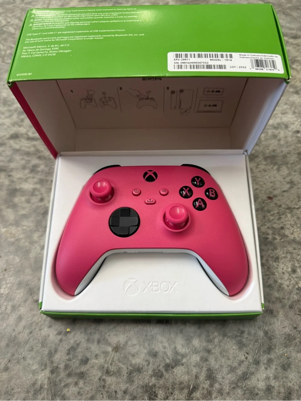 XBOX Wireless Controller -Deep Pink for Series XS, XBOX One, PCs, and Cloud NEW